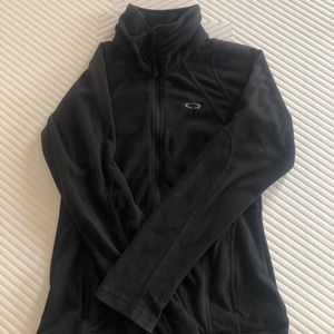 Full zip Black Oakley fleece size S